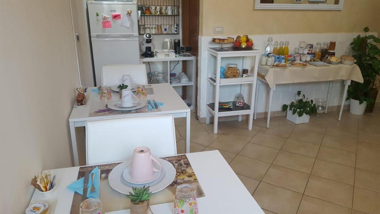 B&B Villa Orchidea Olbia Exterior foto